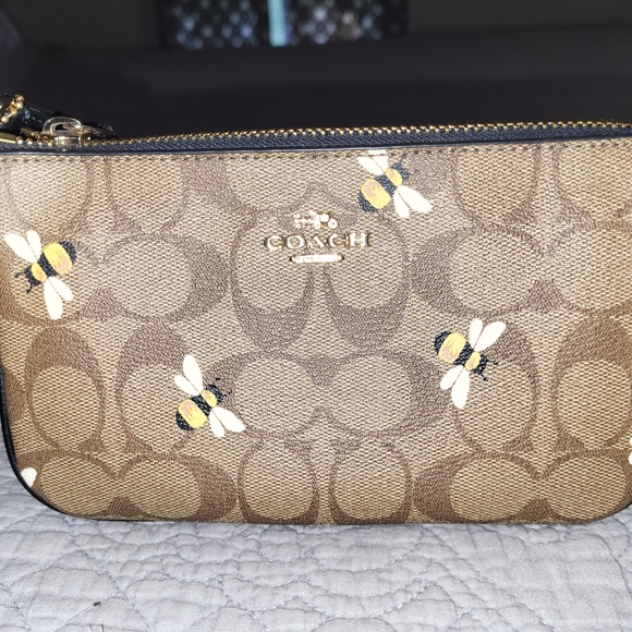 Coach Brown Bee Print Wristlet - Picture 1 of 1